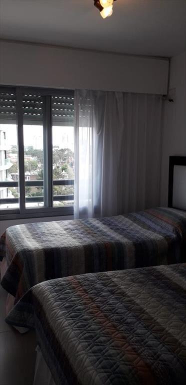 Apartamento en Peninsula, 2 dormitorios