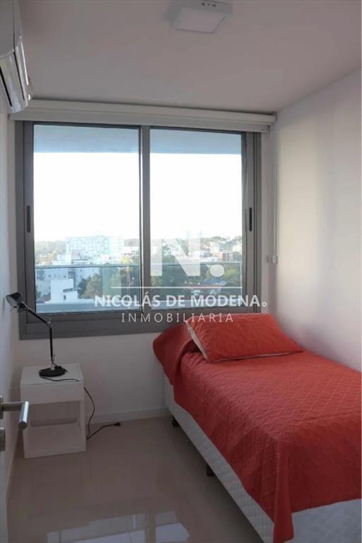 Excelente apartamento de 3 dormitorios en venta.