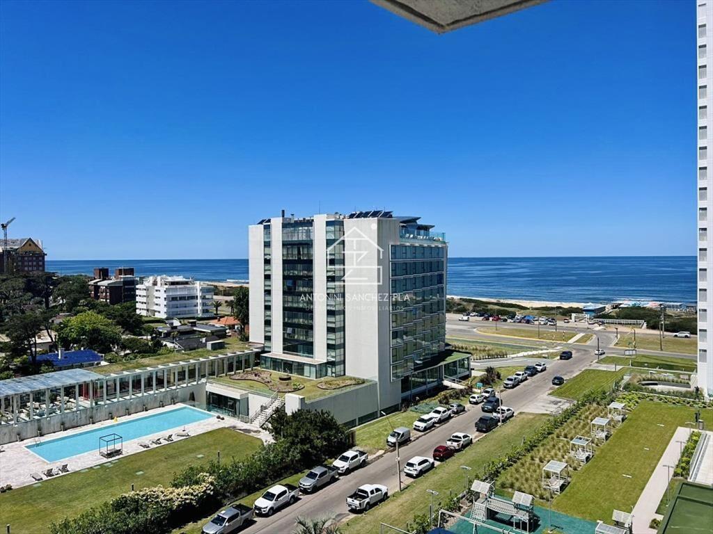 Apartamento de 2 Dormitorios en Look Brava - del