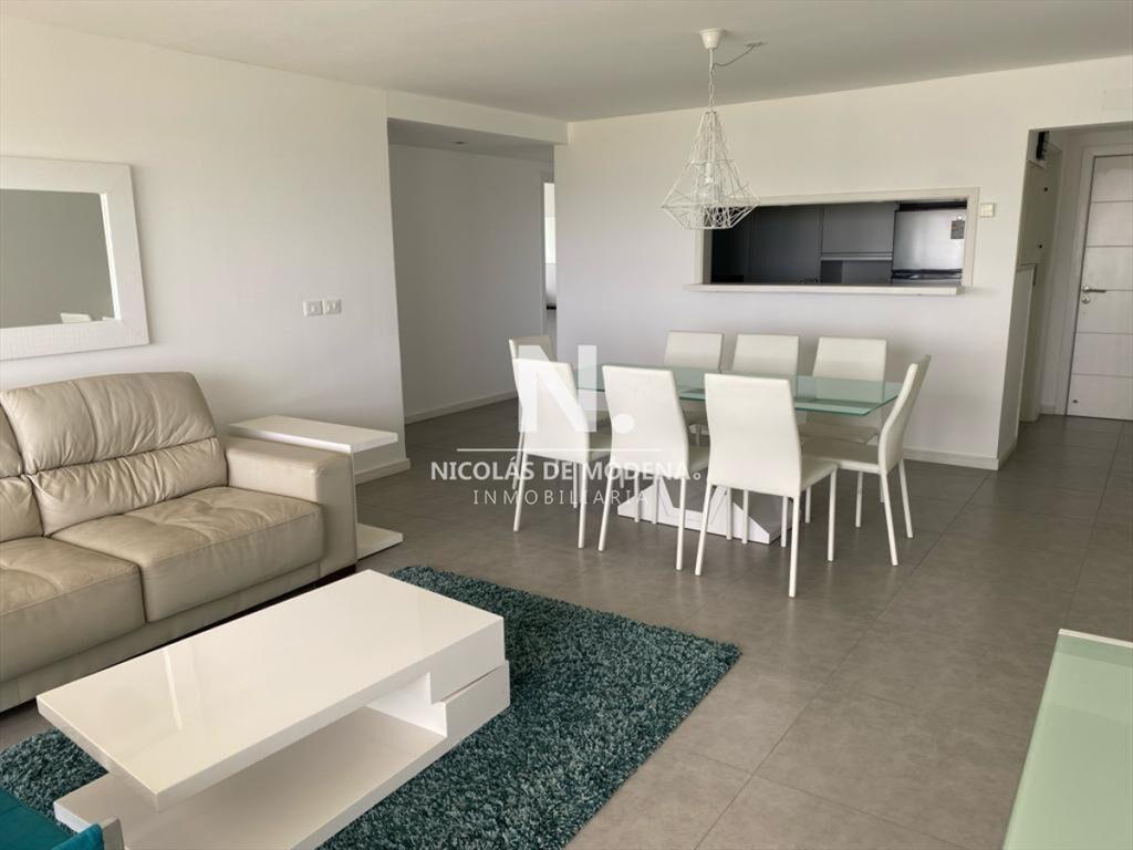 Apartamento de 2 dormitorios en Brava - Punta del