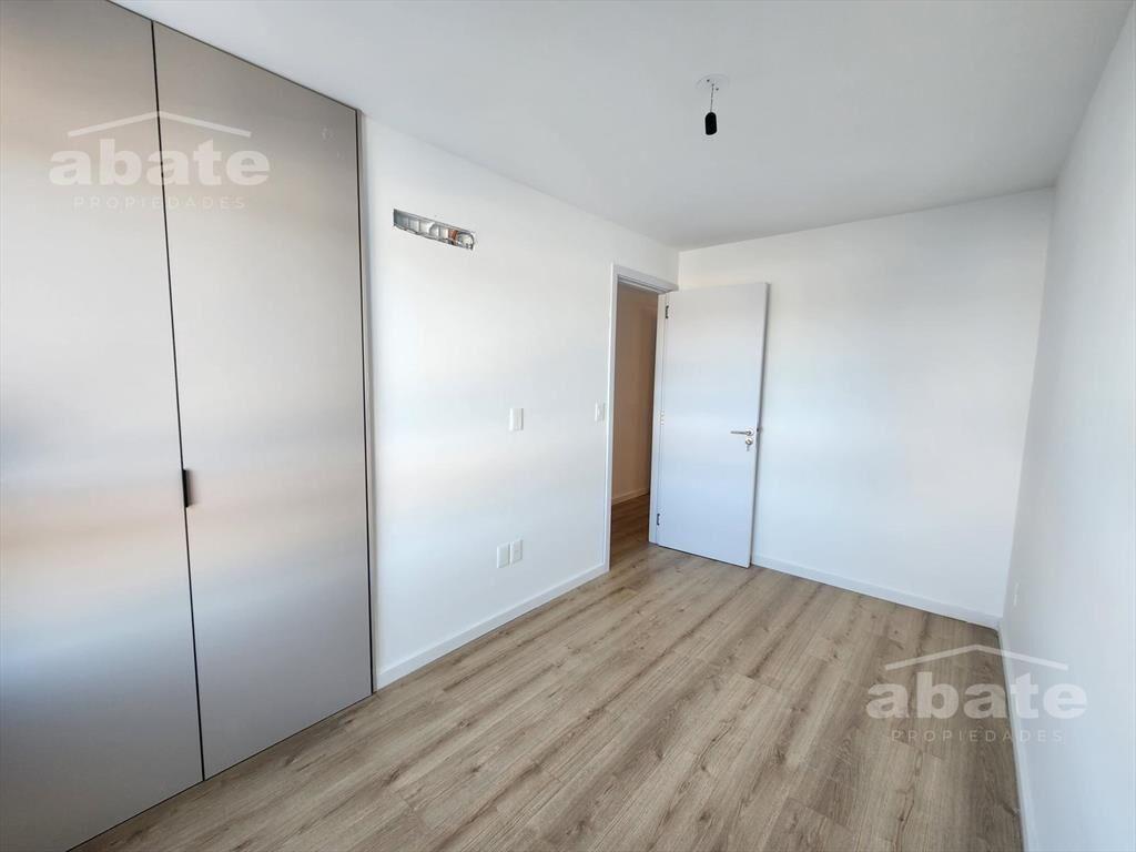 Venta apartamento 2 dormitorios en Parque Batlle al frente