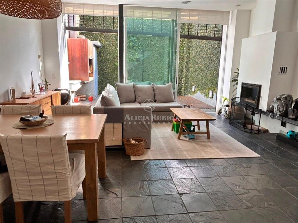 LUIS DE LA TORRE ESQ SARMIENTO. P.UNICO! 3-4 DORM + 4 BA...