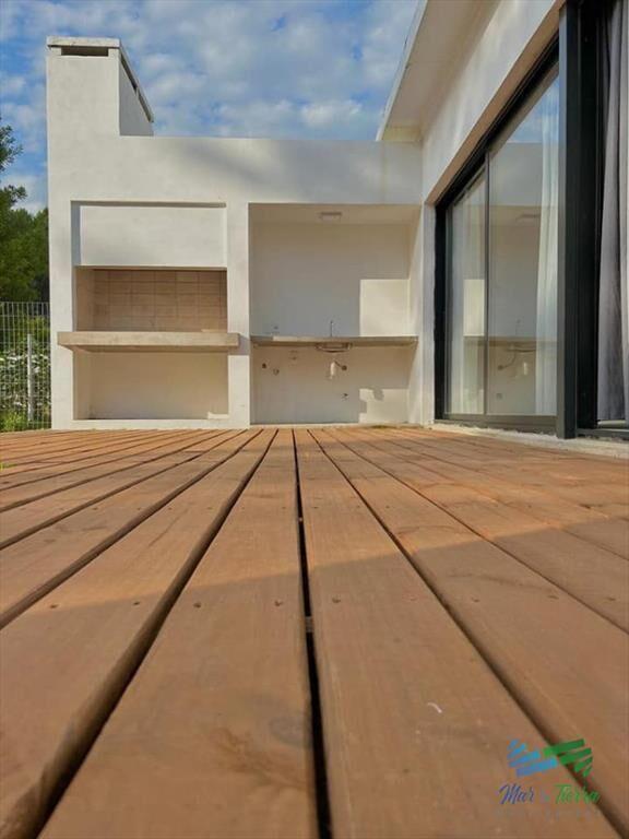 En Venta casa de 2 dormitorios en Parque Burnett,