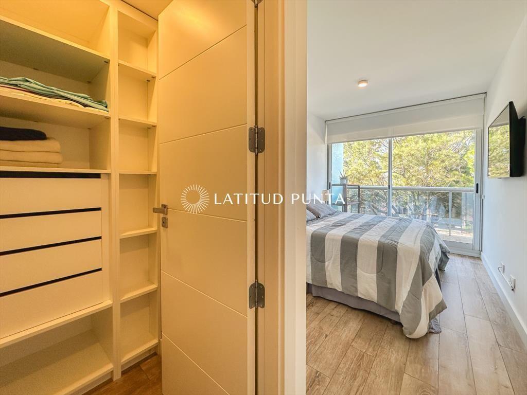 Apartamento en venta con renta anual