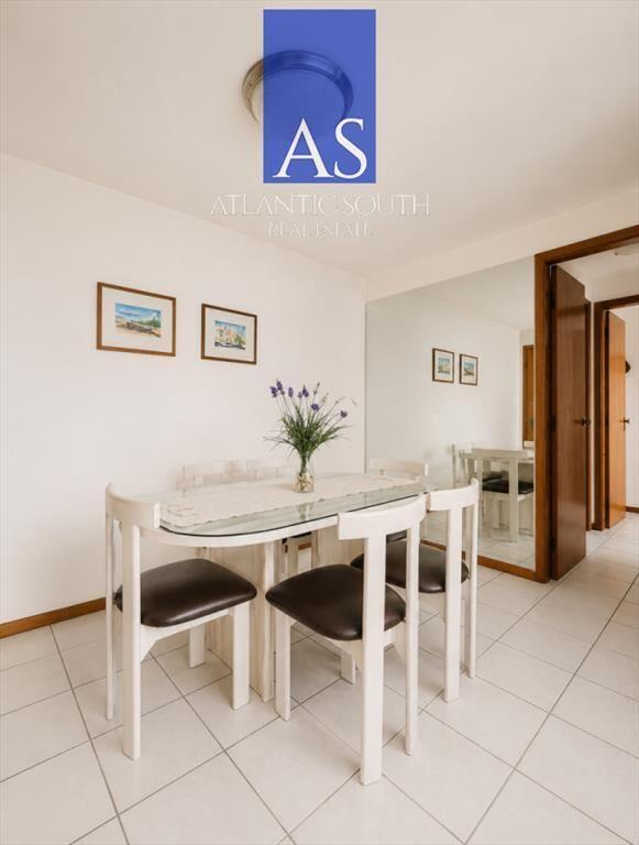 Apartamento de 2 Dormitorios terraza cochera del