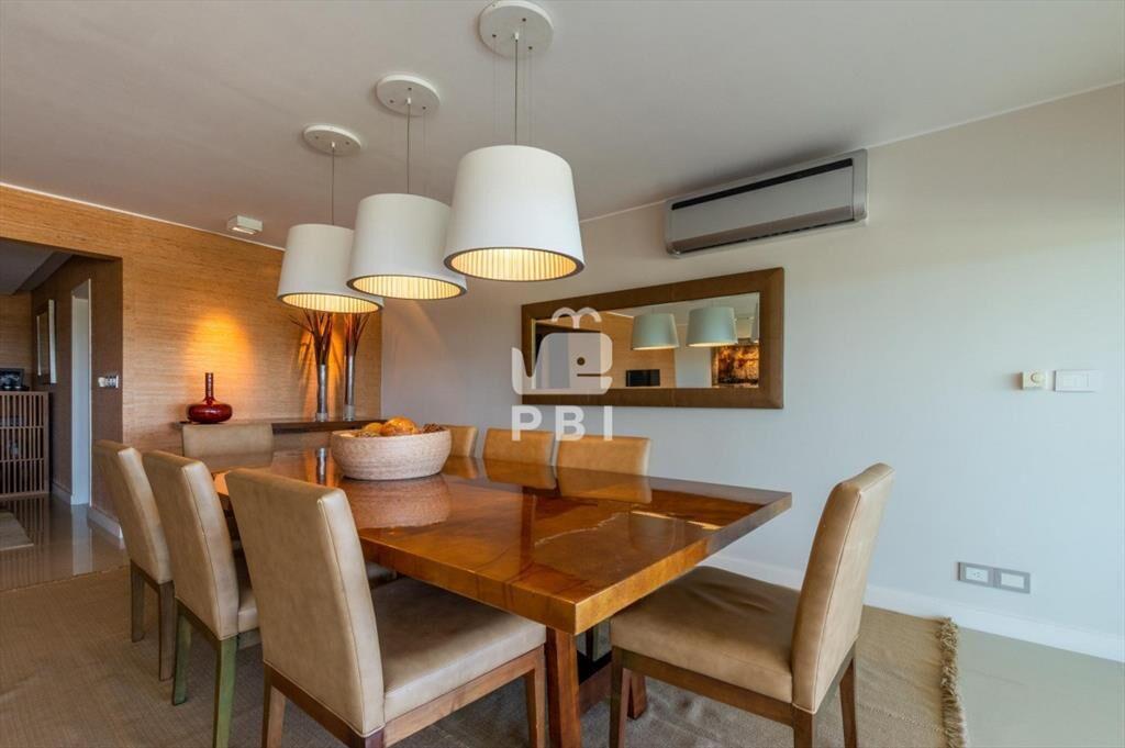 Venta departamento 3 dormitorios en Playa Brava -