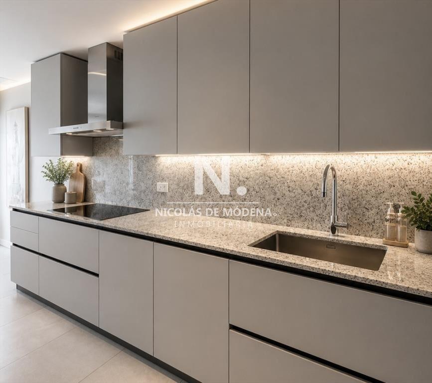 Apartamento de 3 Dormitorios en Brava, Punta del Este