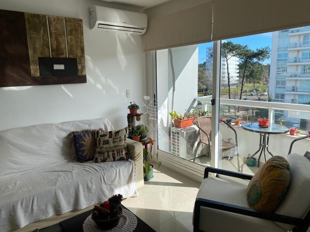 Departamento de 1 dormitorio en venta en torre
