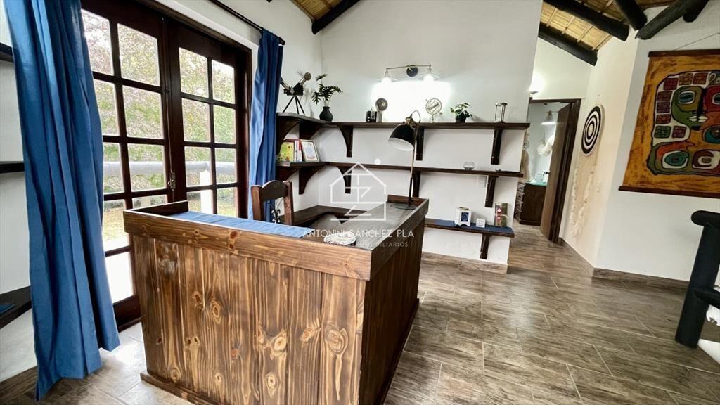 Casa Venta 5 dormitorios Pinares