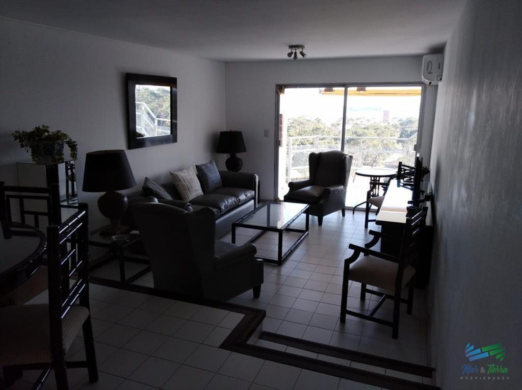 En venta apartamento 3 dormitorios en Roosevelt,