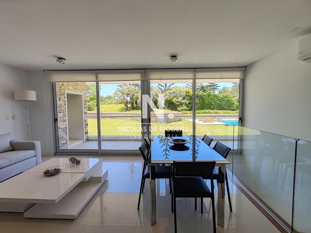 Departamento en venta en torre de categoría