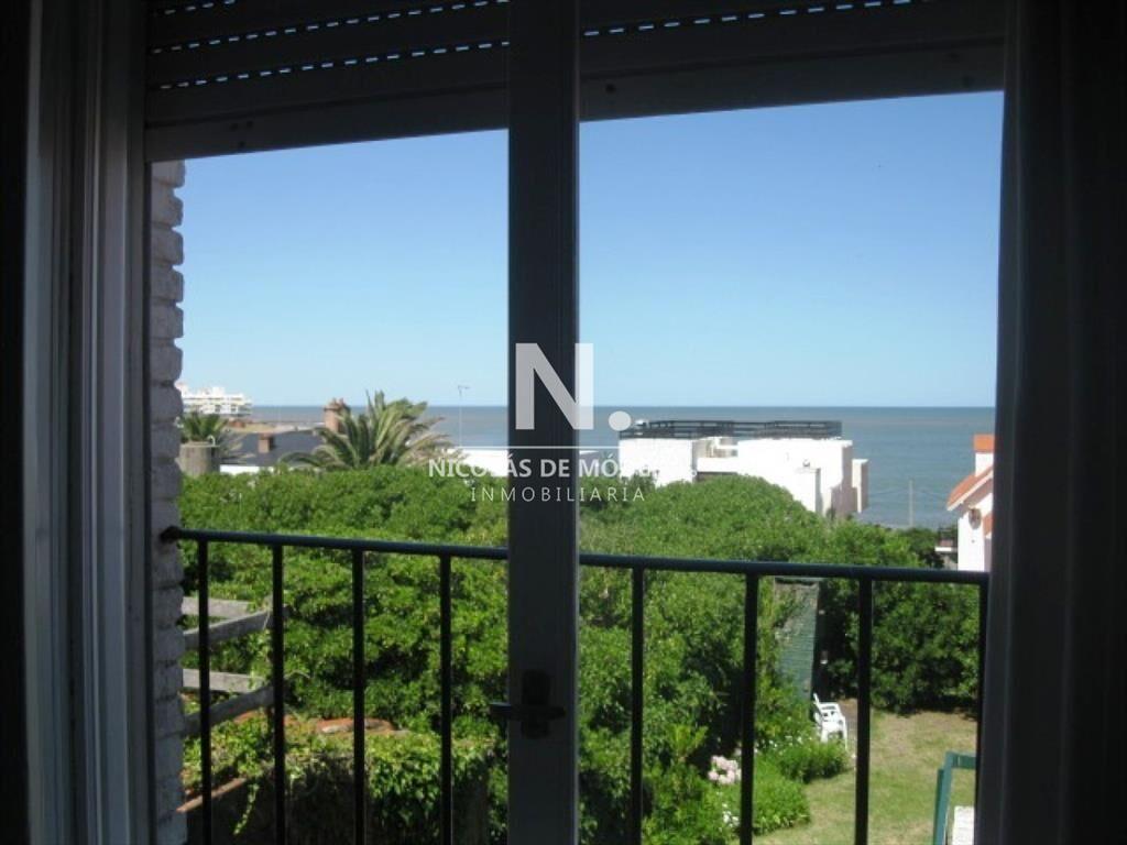 Zona Faro con vista franca al mar. Producto