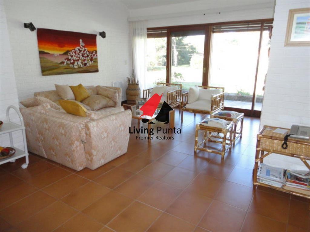 Venta de casa de 3 dormitorios en Punta del Este