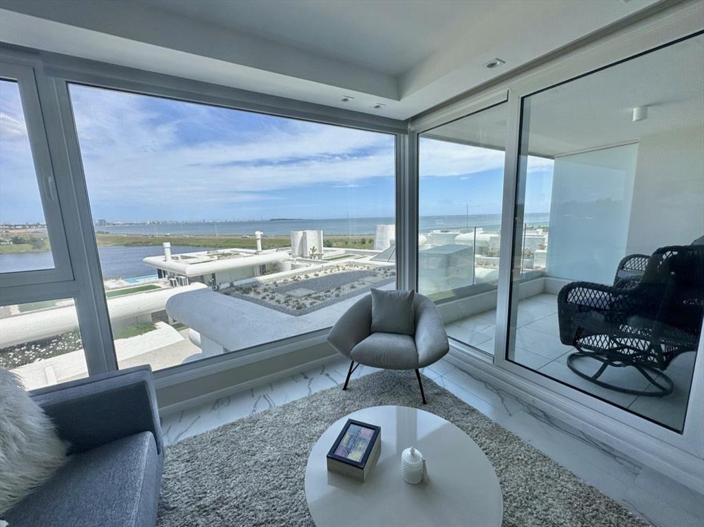 VENTA DE APARTAMENTO DE 2 DORMITORIOS EN SUITE EN