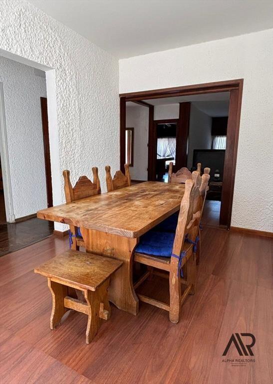 Casa en venta de 4 dormitorios c/ cochera en Punta Gorda