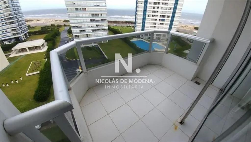Apartamento en venta a cuadras del mar