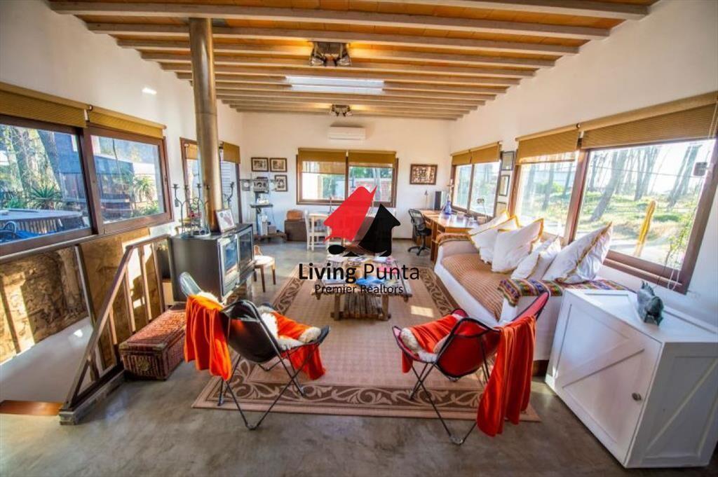 hermosa casa en Punta Ballena