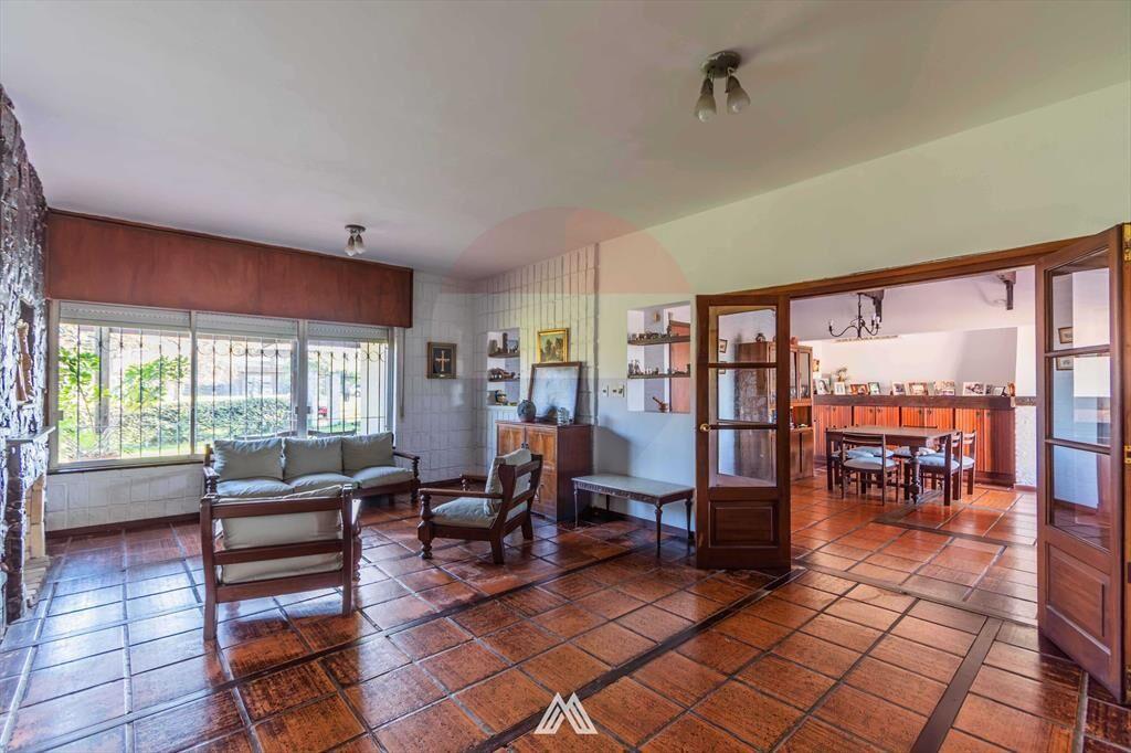 Vendo Casa en Carrasco 4 dormitorios Cochera Doble