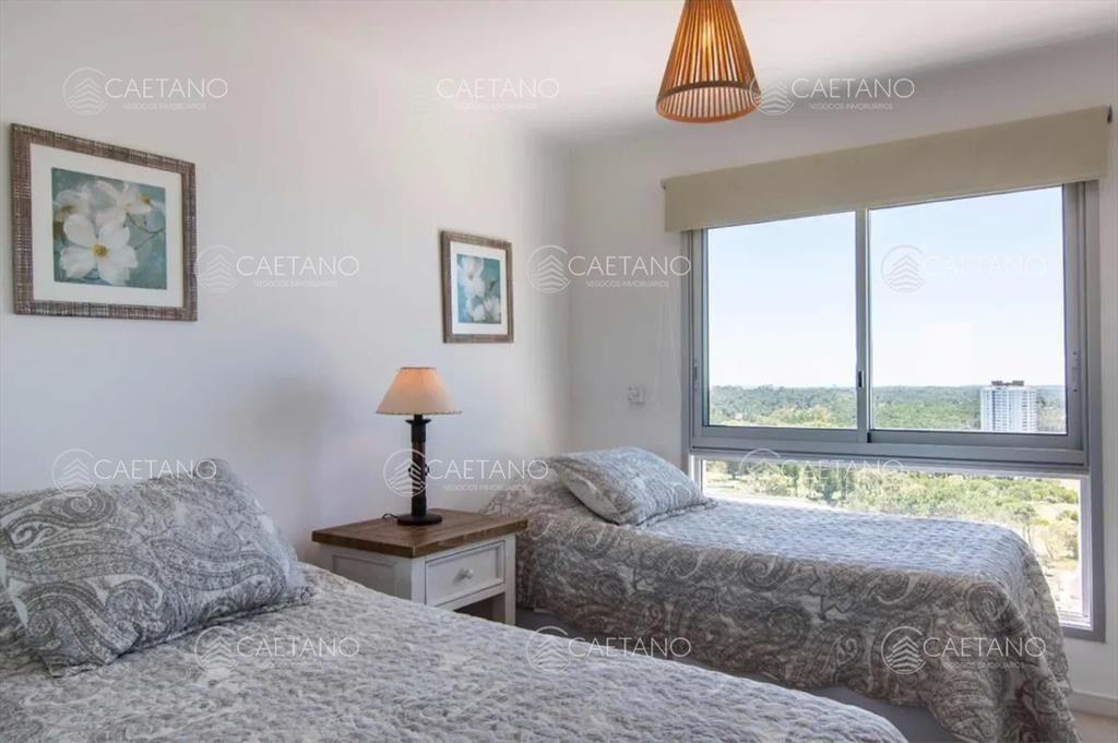 Excepcional apartamento con hermosa vista en