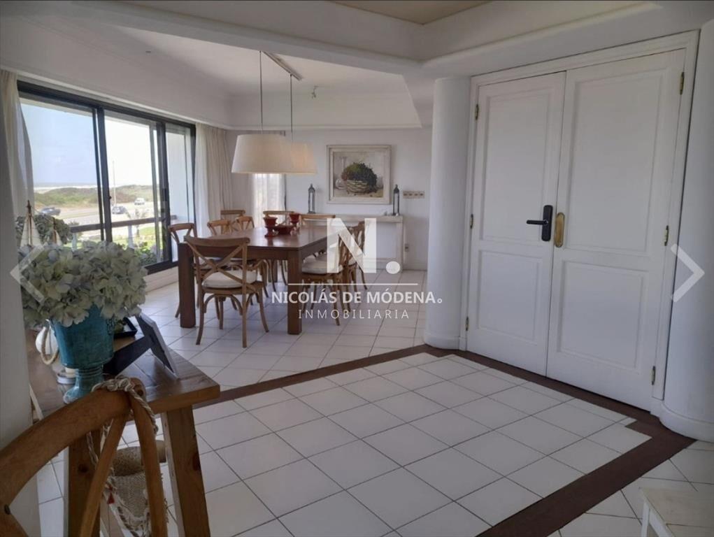En venta apartamento en Brava, Punta del Este de