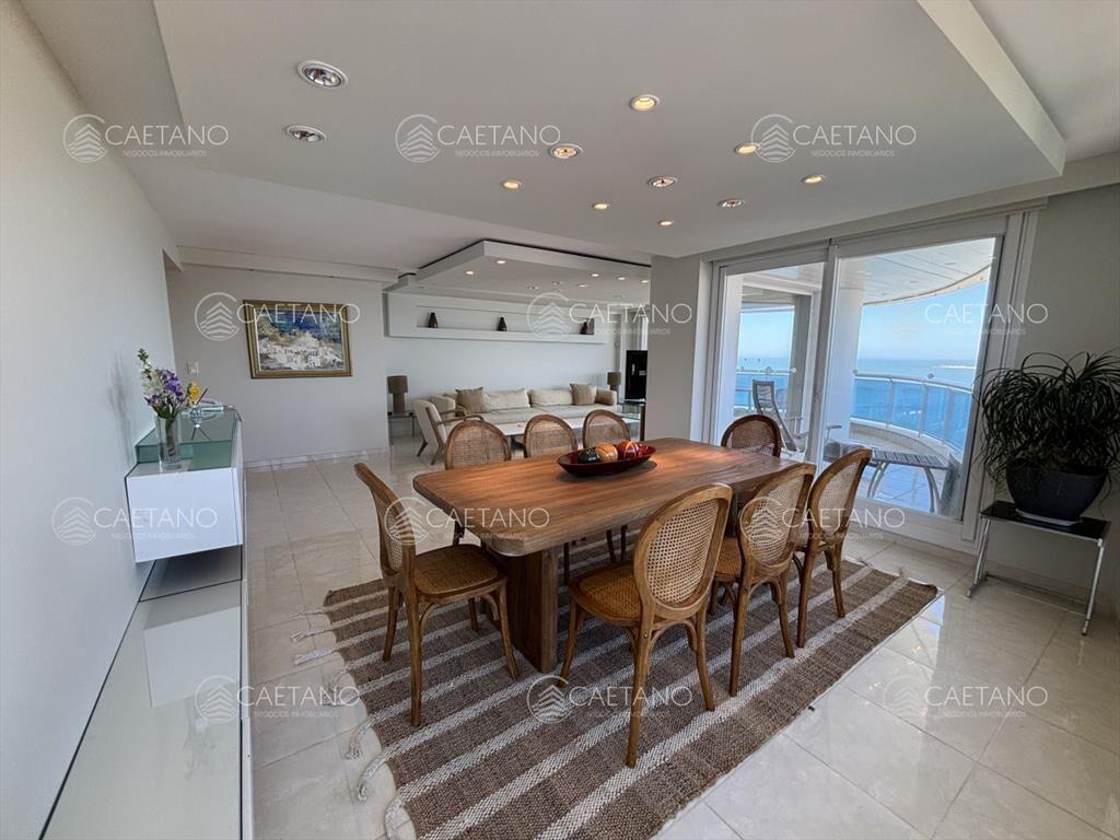 venta MILLENIUM TOWER mansa frente al mar tres suites y de