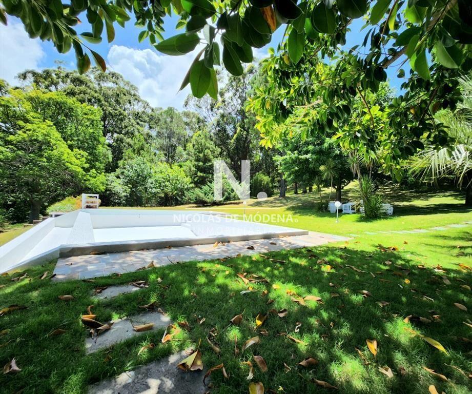 Venta casa tipo posada de 9 apartamentos. Punta