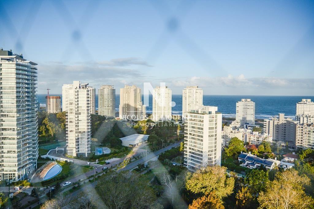Apartamento de 2 dormitorios en Roosevelt - Punta