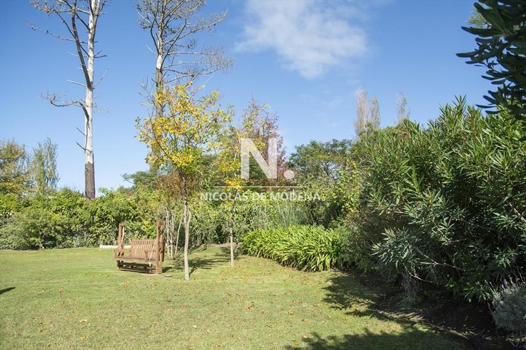 Espectacular Mansion en zona Golf, proxima al y a