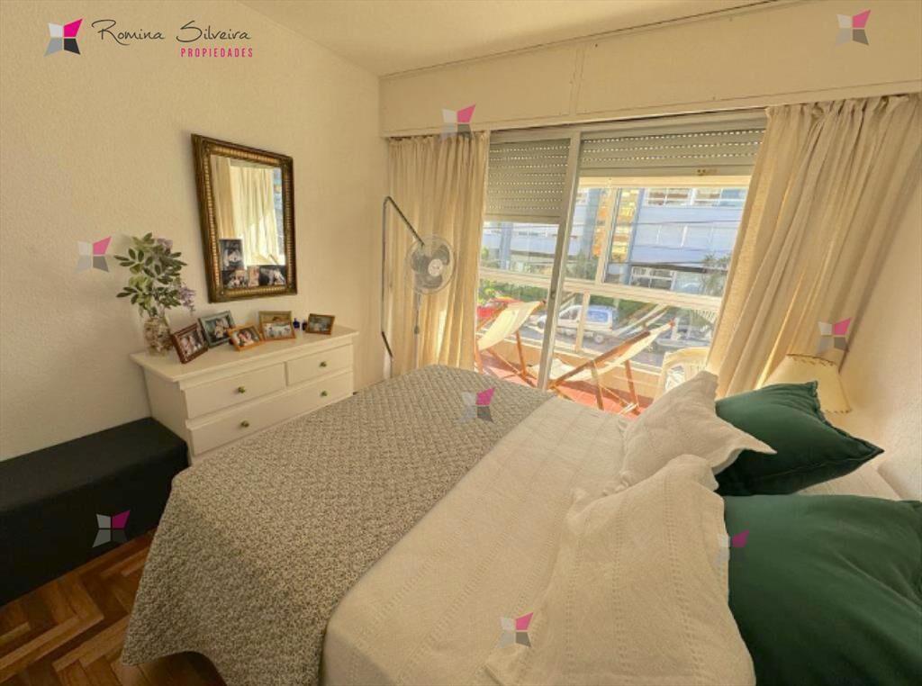APARTAMENTO EN VENTA EN PENINSULA DE 1 DORMITORIO