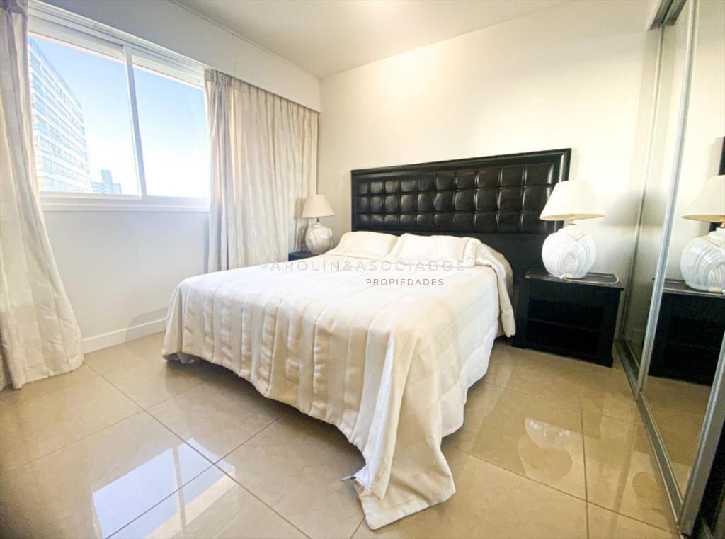 Apartamento en venta de 4 dormitorios mas de en