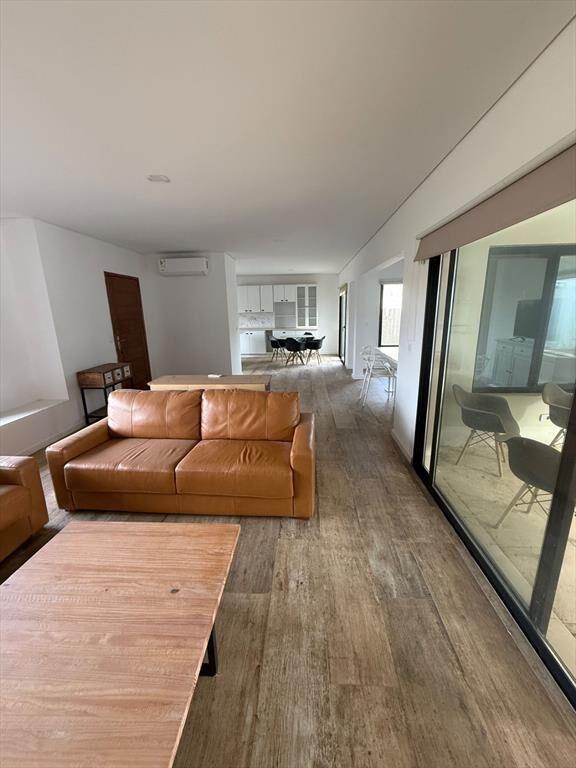 Venta casa 4 dorm Colinas de Carrasco piscina