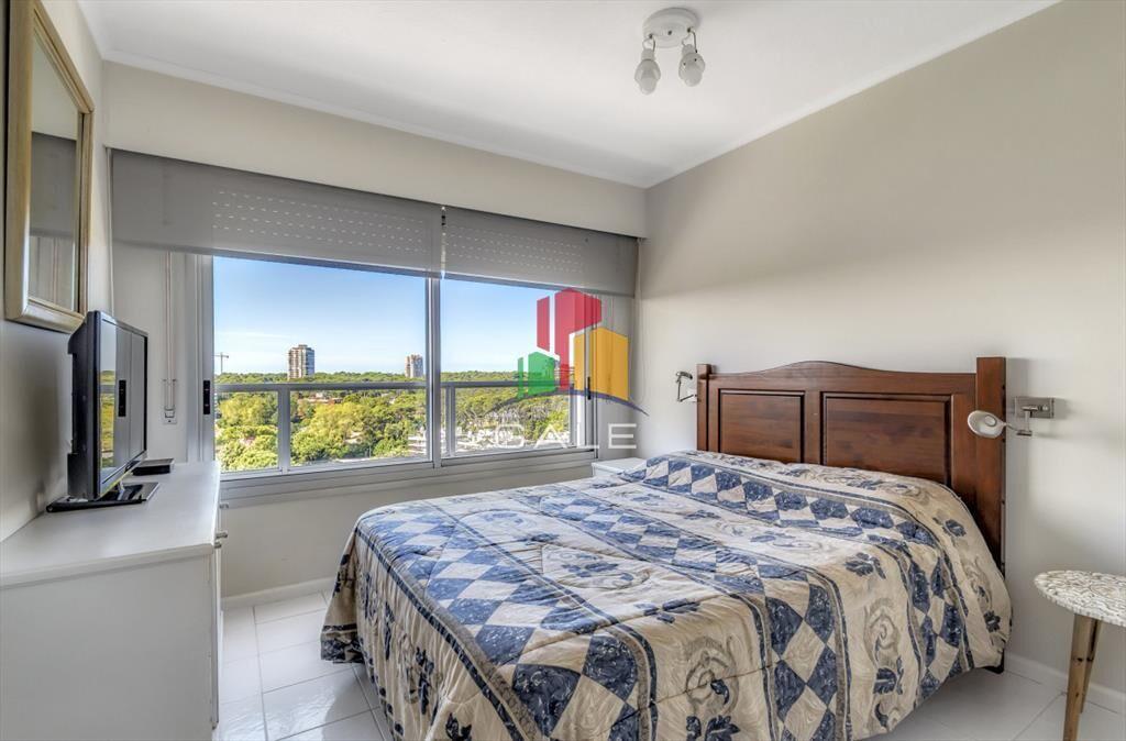 En venta apartamento 2 dormitorios en Complejo