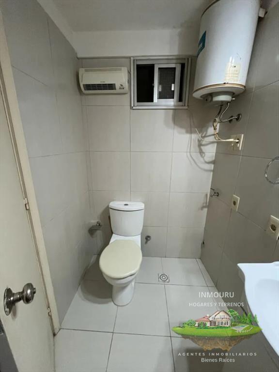 VENTA DE HERMOSO MONOAMBIENTE EN CIUDAD VIEJA CON RENTA ACT