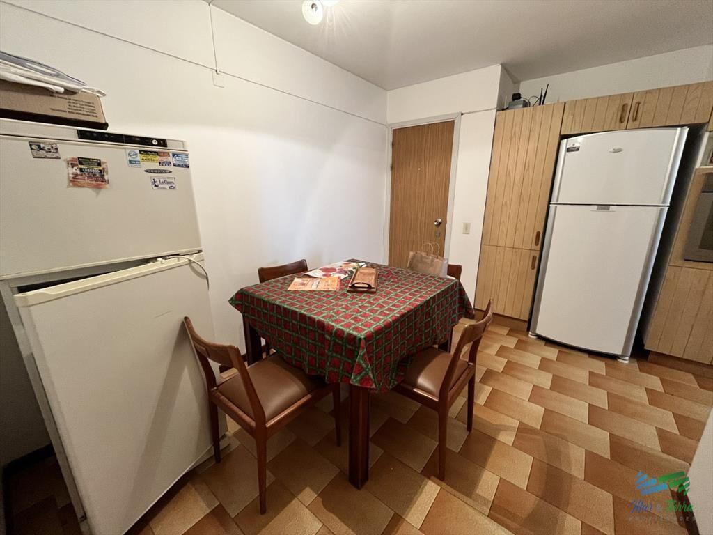 En venta apartamento 3 dormitorios 2 baños en