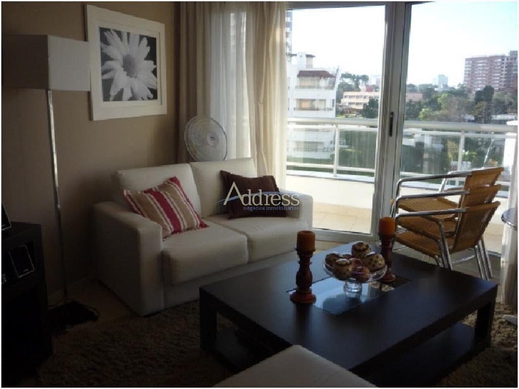 Apartamento en Brava, 2 dormitorios *