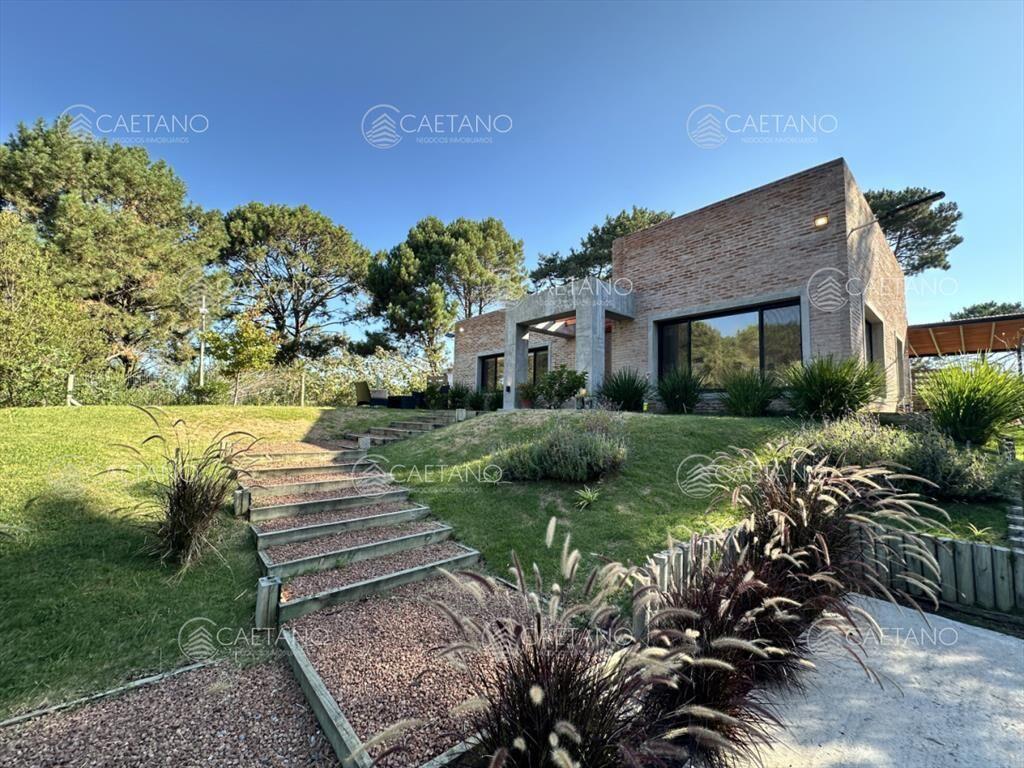 Hermosa casa ideal para vivir todo el año en del