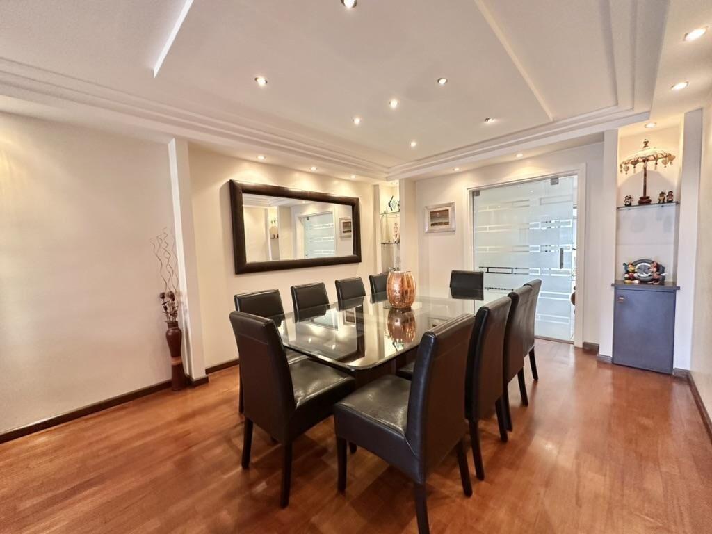 Apartamento en Venta Pocitos Opción Varias Plazas de Garaje