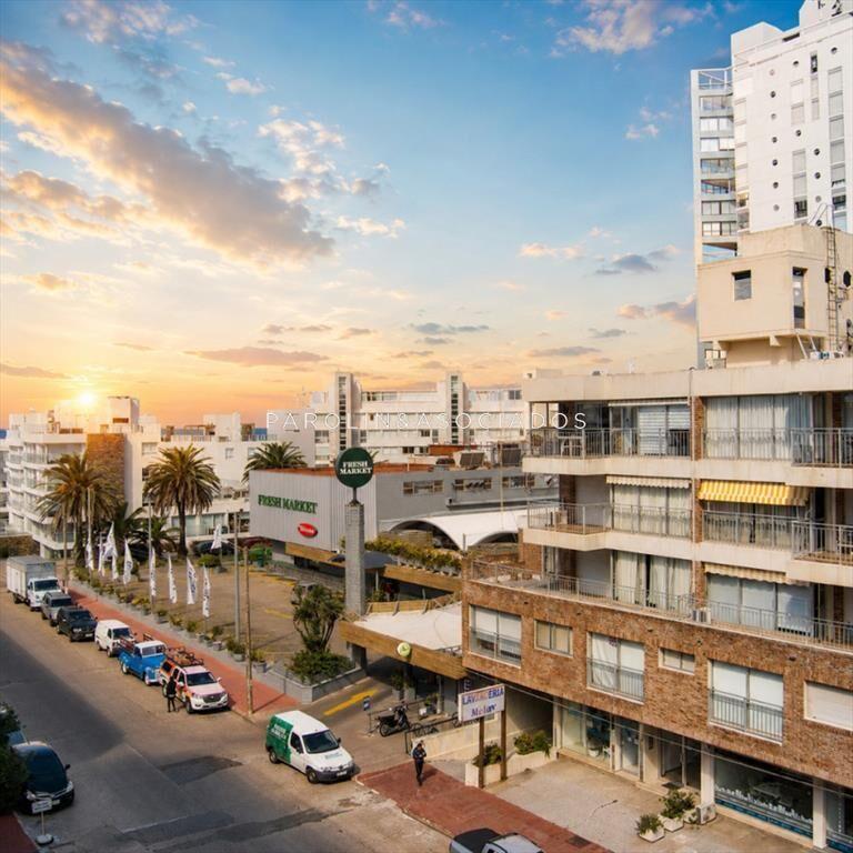 Apartamento en venta de 1 dormitorio en edificio