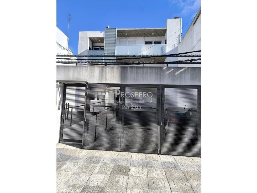 2319/1 Venta Apto 1dorm Parque Batlle Patio con Parillero y