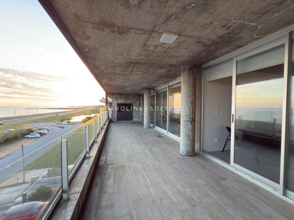 Apartamento en venta de 3dormitorios penthouse al