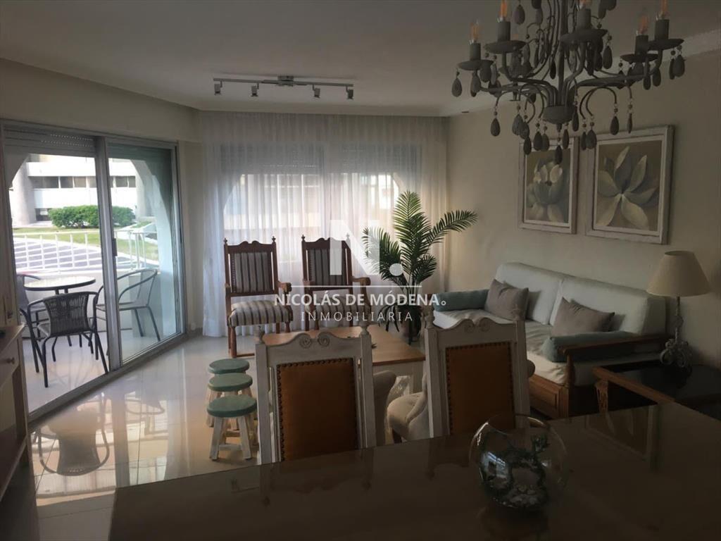 Hermoso departamento en la peninsula!
