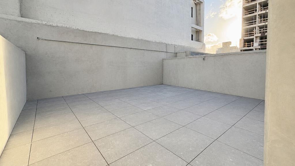 Venta apartamento 1 dormitorio con patio en Cordón a estren