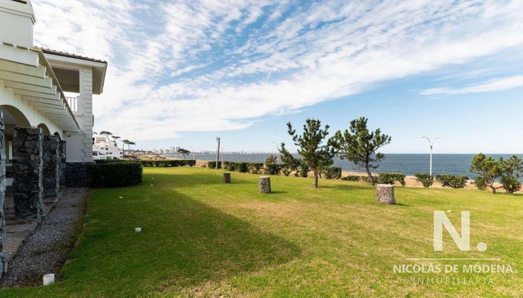 Mansion en venta y alquiler en Punta del Este, 8 dormitorio