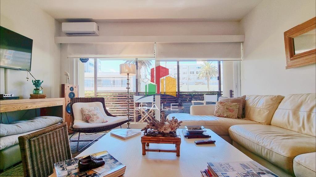 Apartamento moderno en Peninsula, 3 dormitorios,