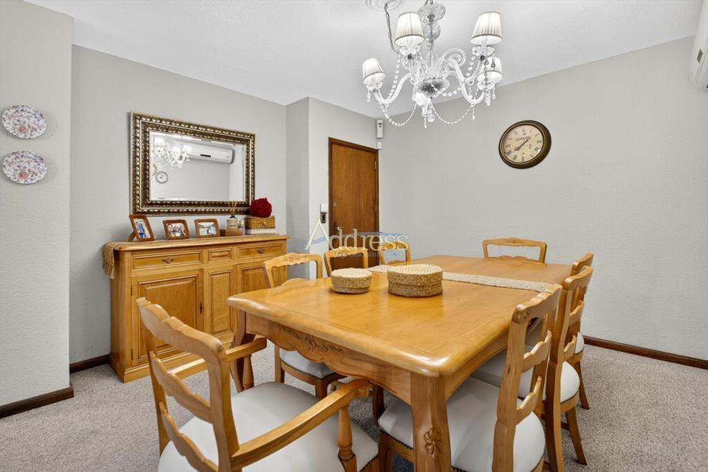 Venta Apartamento de 4 dormitorios en Punta del