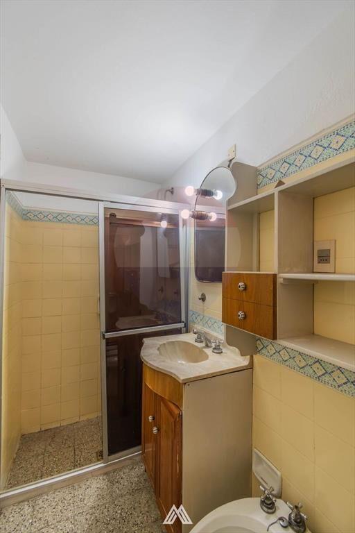 Venta de Apartamento tres dormitorios Pando