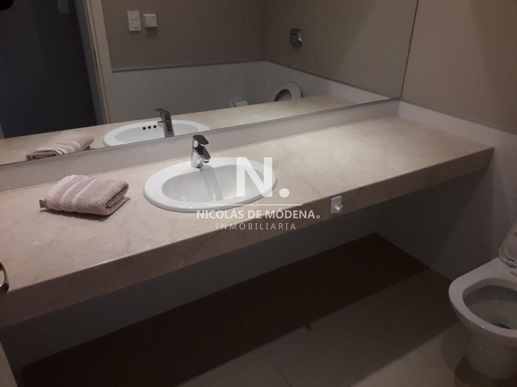 apartamento a metros de playa brava