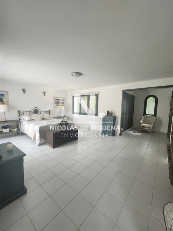 Casa de Cinco Dormitorios en Suite - Punta del