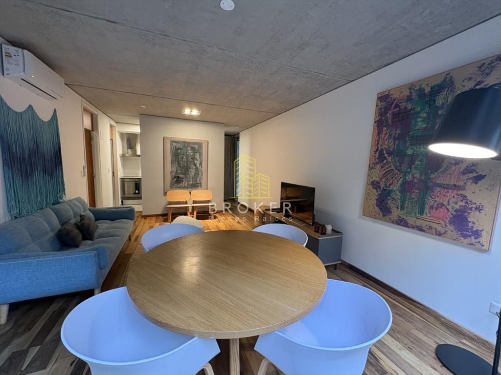 Alquiler anual de hermoso apartamento de 1 dorm