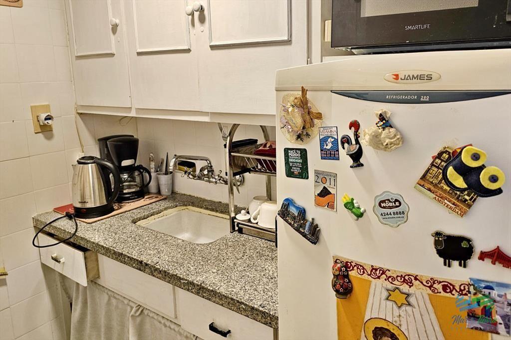 Se alquila apartamento 1 dormitorio con cochera